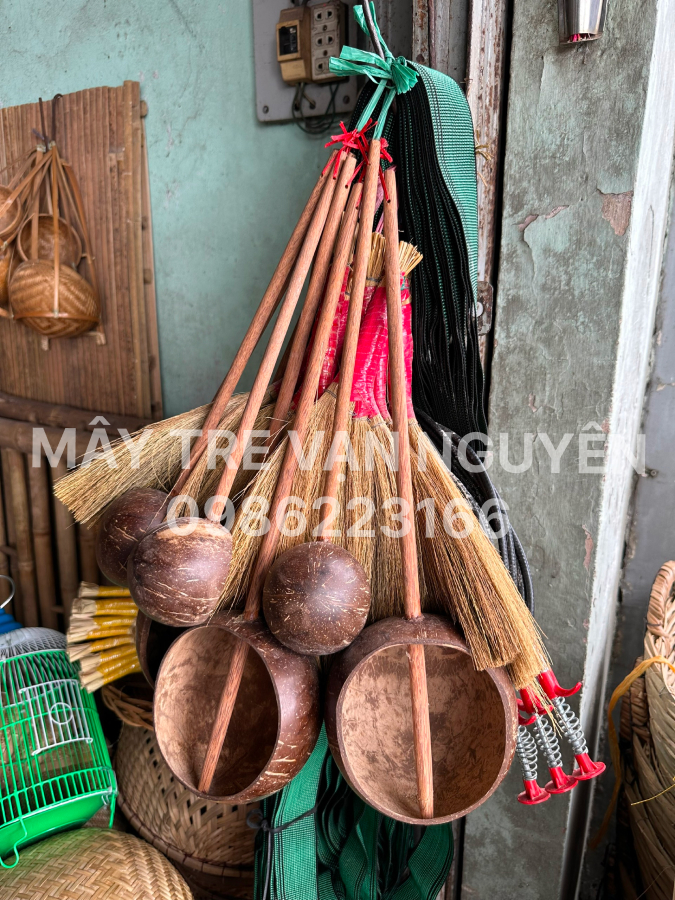 may-tre-ben-tre-van-nguyen-gao-muc-nuoc-gao-dua